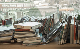 [Translate to English:] books