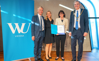 Ehrendoktorat der WU verliehen 