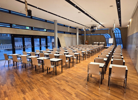 Festsaal 1 mit Prüfungsbestuhlung