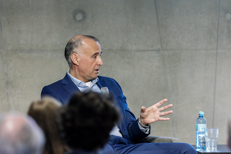 [Translate to English:] Leadership Conversation März 2026