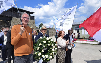 Mauthausen Befreiungsfeier 2025 Gruppenbild