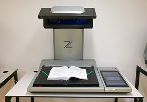 Picture of a scanner at the library center