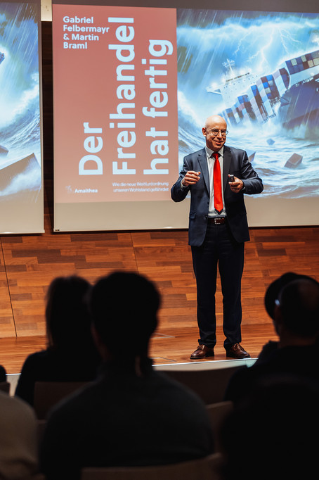 Lecture by Gabriel Felbermayr