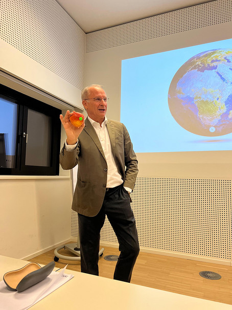 Bodenverbrauch – Bodenversiegelung: Verlieren wir den Boden unter den Füßen: Vortrag von Dr. Kurt Weinberger