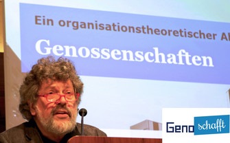 Dietmar Rößl mit "Geno schafft"-Logo