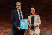 WU Rektor Rupert Sausgruber und Patricia Neumann