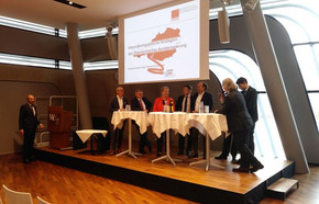 Podiumsdiskussion - Symposium zum Thema Gesundheitspolitik