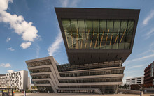 Campus WU Library & Learning Center