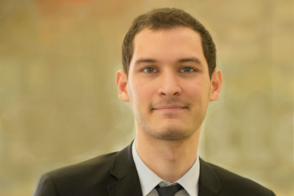 Portrait of Alexandru Uta, a testimonial of Qfin Master Program.