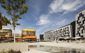 Photo of buildings D3 and D4 at Campus WU