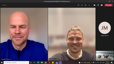 Johannes Ertl and Sebastian Proedl sharing their stories with class WS 2021/22