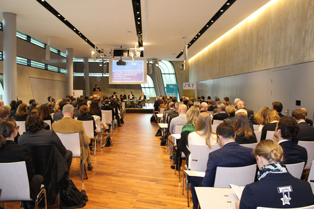 Konferenz 27.04.2016