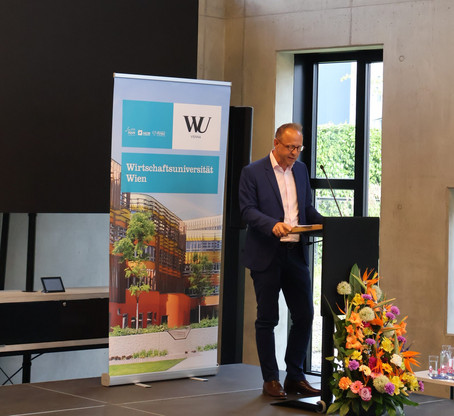 Harald Badinger bei der Begrüßung 