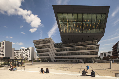 Library and Leaning Center