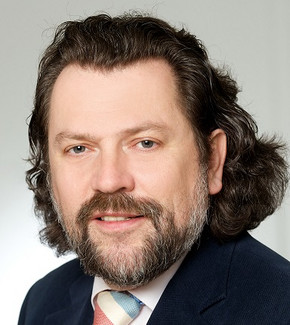 Portraitfoto Prof. Dr. Dietmar Rößl