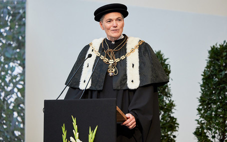 Der neue Rektor Rupert Sausgruber stellt sein Programm vor