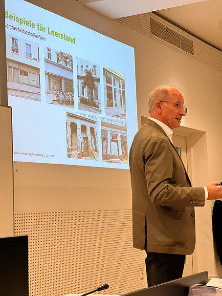 Bodenverbrauch – Bodenversiegelung: Verlieren wir den Boden unter den Füßen: Vortrag von Dr. Kurt Weinberger