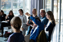 Teilnehmer:innen im Workshop
