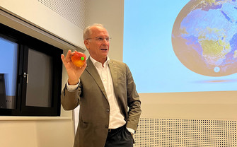 Bodenverbrauch – Bodenversiegelung: Verlieren wir den Boden unter den Füßen: Vortrag von Dr. Kurt Weinberger