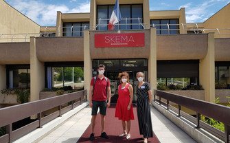 [Translate to English:] Fabian Nindl, Cordula Cerha und Christina Holweg bei der CERR 2021 in Sophia Antipolis