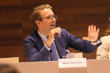 panelist