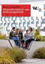 Coverbild der Master Broschüre mit Studierenden vor dem D4 abgebildet