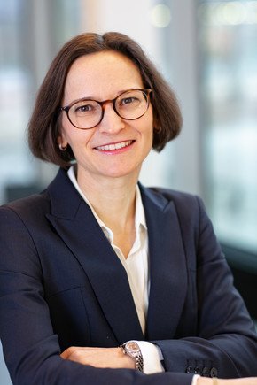 Prof. Dr. Katrin Hummel