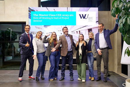 [Translate to English:] kickoff2526