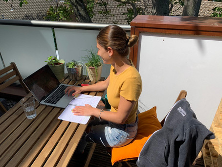 Nuria of Cohort 8 is doing her homeoffice in London