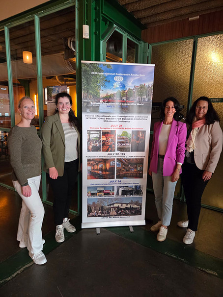 Christiane Schopf, Johanna Seeliger, Silvia Lipp und Elisabeth Riebenbauer bei der ISBE Konferenz 2026 in Amsterdam