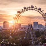 [Translate to English:] Panorama von Wien mit Riesenrad