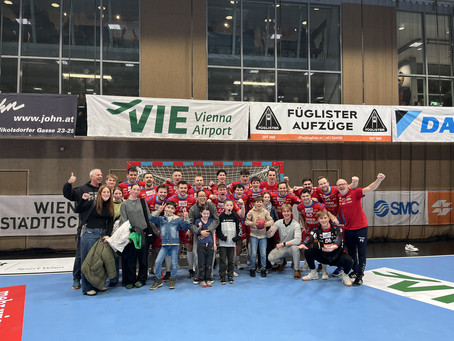 Buddies beim Handballmatch