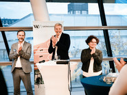 Rudolf Dömötör, Rektor Rupert Sausgruber, Staatssekretärin Elisabeth Zehetner ©Alexander Kagan 