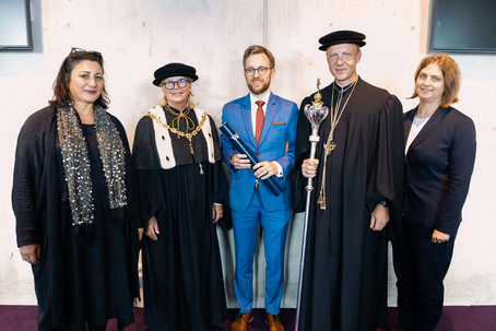 Stadträtin Kaup-Hasler, WU-Rektorin Hanappi-Egger, Goßler, WU-Vizerektor Badinger, WU-Professorin Wakolbinger