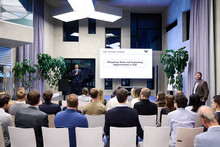 [Translate to English:] kickoff2526