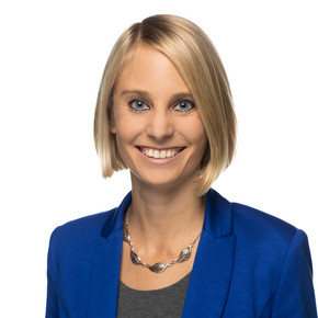 Portraitfoto Susanne Auer-Mayer