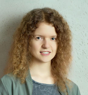 Portraitfoto von Stefanie Pendl