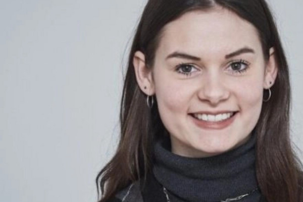 Leonie Dworsky 