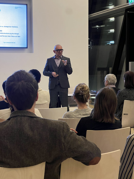 Referent Jürgen Jonke