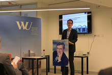 Prof. Nevia Cicin und Dr. Celine Braumann bei der Preisübergabe