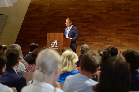 Harald Badinger bei der Eröffnung des Zentrums für Finanzbildung