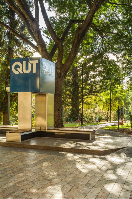 Picture of the campus at queensland university of technology.