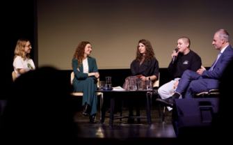 [Translate to English:] Hanna Mayr