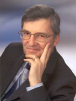Portrait photo of Wolfgang Gassner