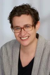 Portraitfoto Katharina Miko-Schefzig